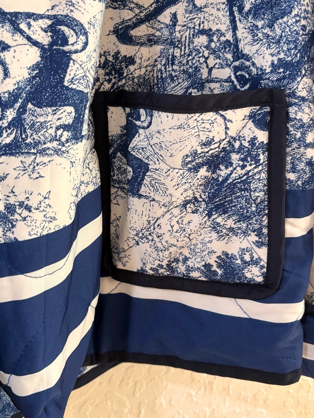 Ginger Blue and White Toile Quilted lapel collar Jacket size L NWOT - Picture 5 of 10